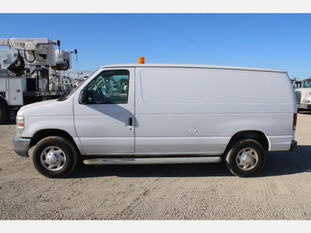 2014 Ford E-250 Cargo Van
