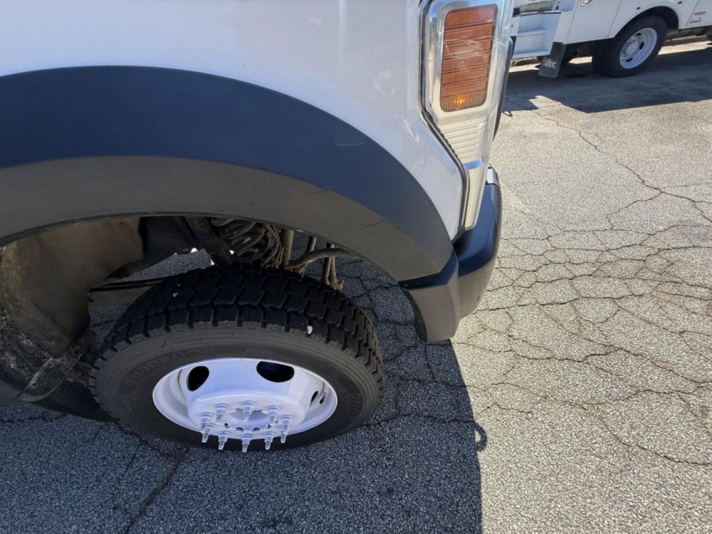 2020 Ford F-550 AT40G Bucket Truck