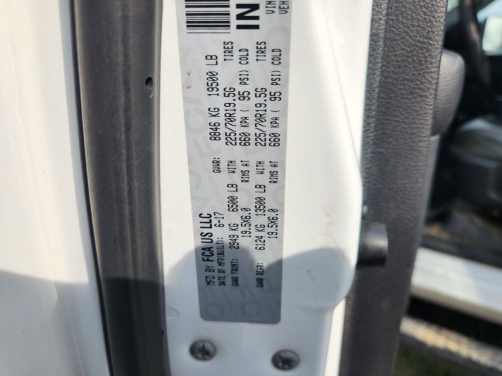 2017 Dodge Ram 5500 4x4 Versalift SST-40EIH-01 Bucket Truck