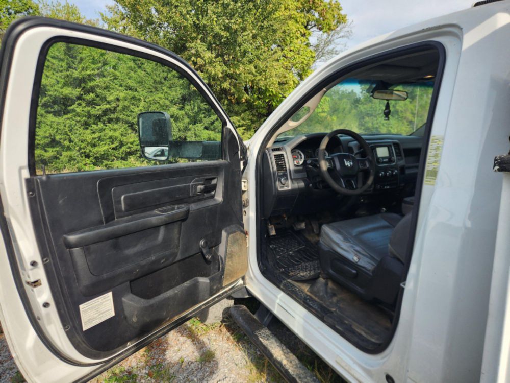 2017 Dodge Ram 5500 4x4 Versalift SST-40EIH-01 Bucket Truck