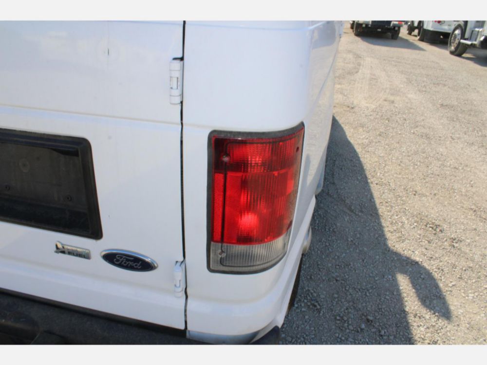 2014 Ford E-250 Cargo Van