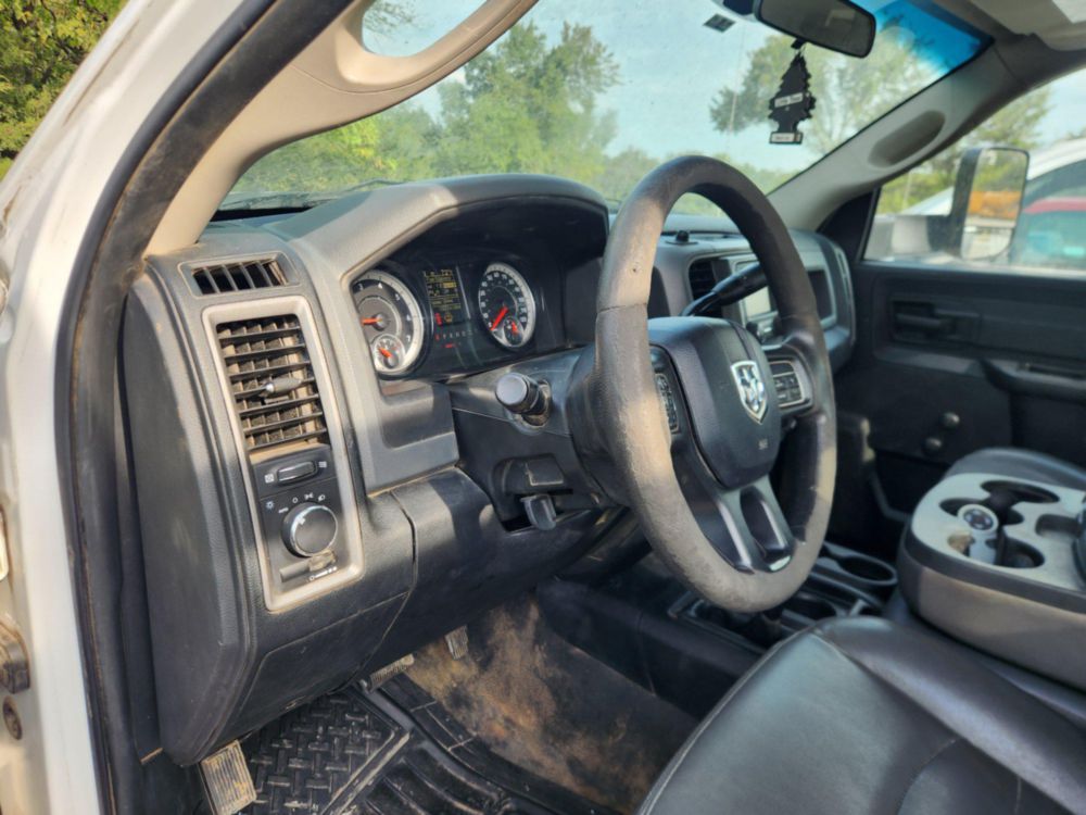 2017 Dodge Ram 5500 4x4 Versalift SST-40EIH-01 Bucket Truck