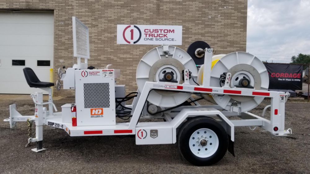 2,000 lbs 10,600 ft of 7/16" rope Four Drum Puller