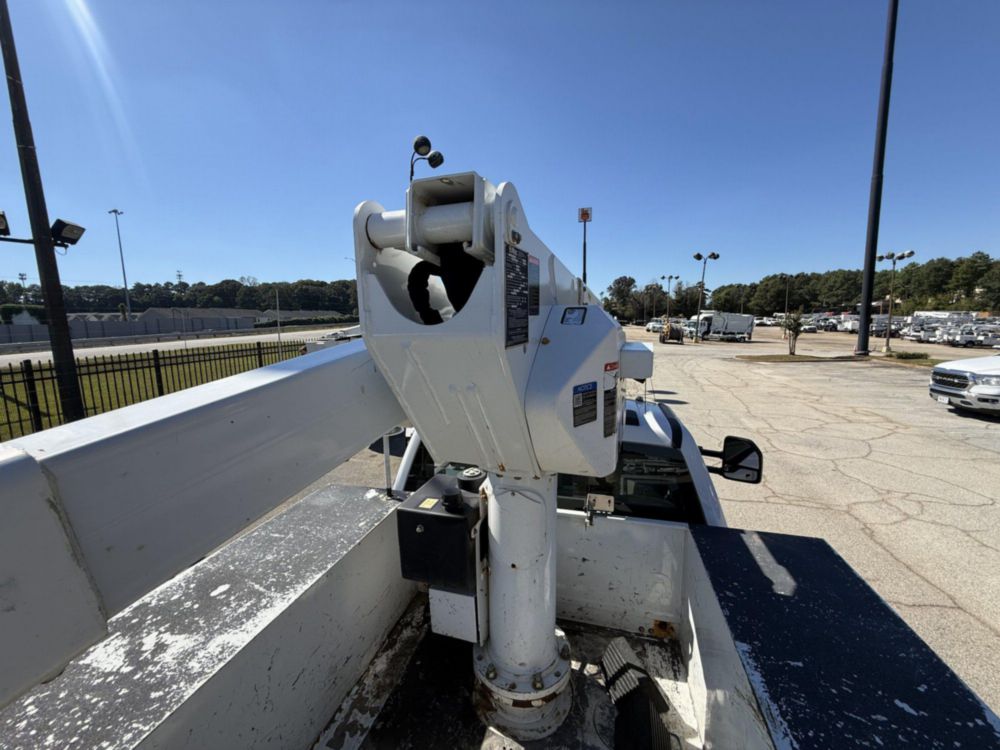 2020 Ford F-550 AT40G Bucket Truck