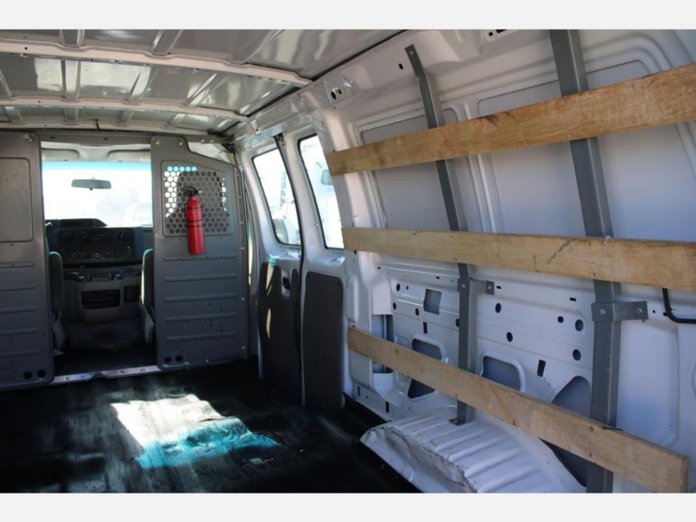 2014 Ford E-250 Cargo Van