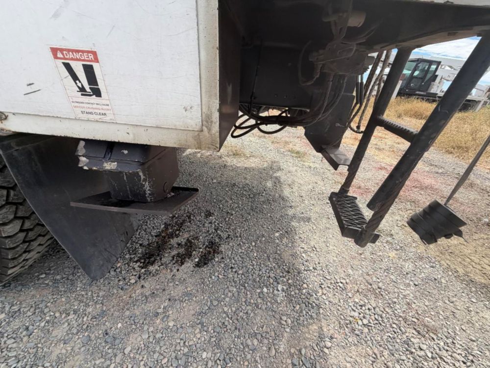 2016 Freightliner M2 4x4 Terex Commander 4047 Digger Derrick Truck