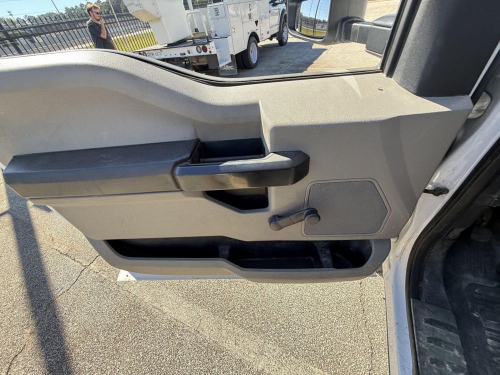 2020 Ford F-550 AT40G Bucket Truck