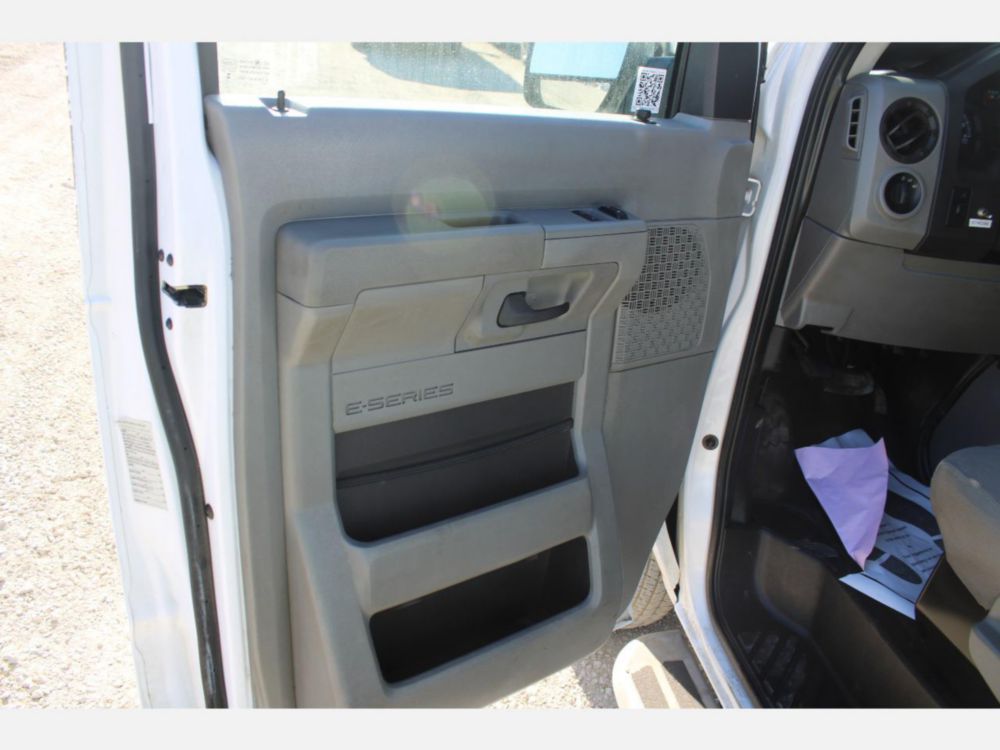 2014 Ford E-250 Cargo Van