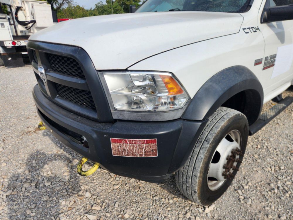 2017 Dodge Ram 5500 4x4 Versalift SST-40EIH-01 Bucket Truck