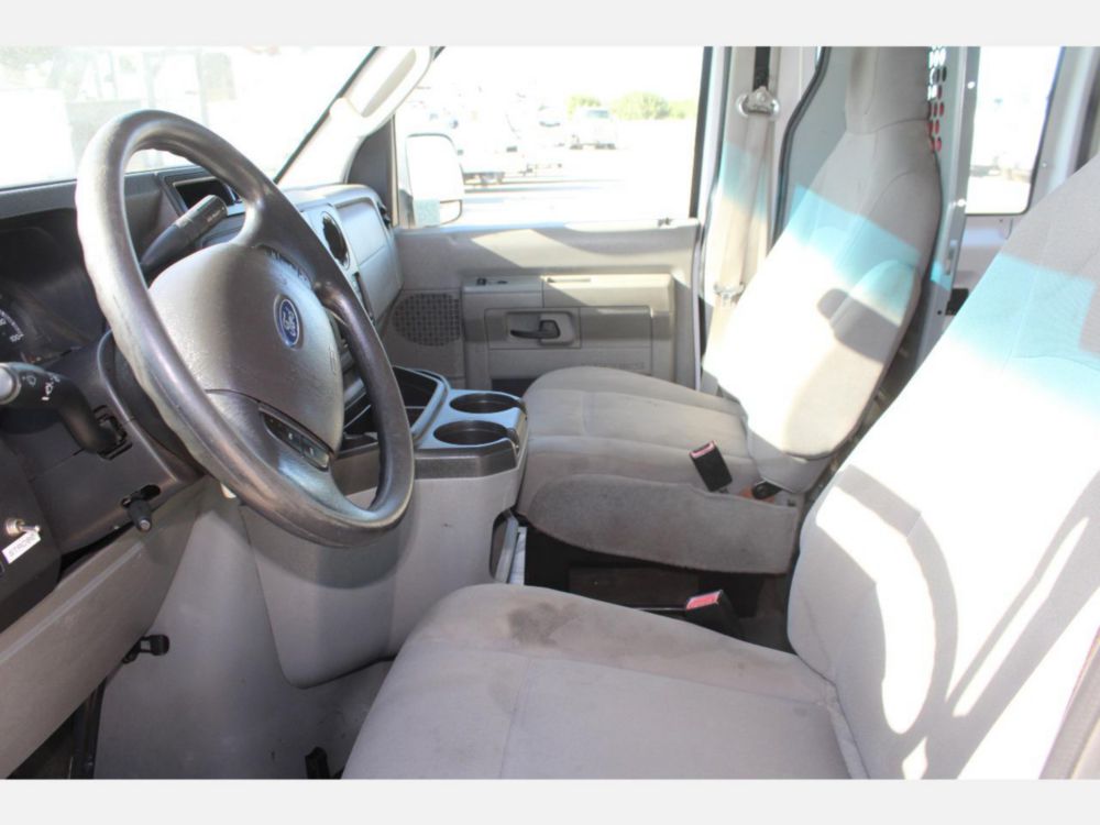 2014 Ford E-250 Cargo Van