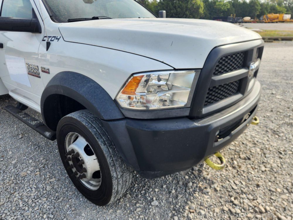 2017 Dodge Ram 5500 4x4 Versalift SST-40EIH-01 Bucket Truck