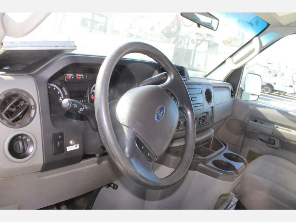 2014 Ford E-250 Cargo Van