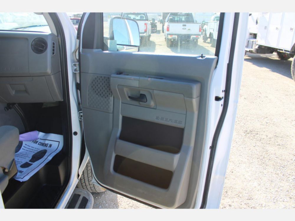 2014 Ford E-250 Cargo Van
