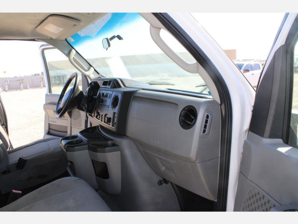 2014 Ford E-250 Cargo Van