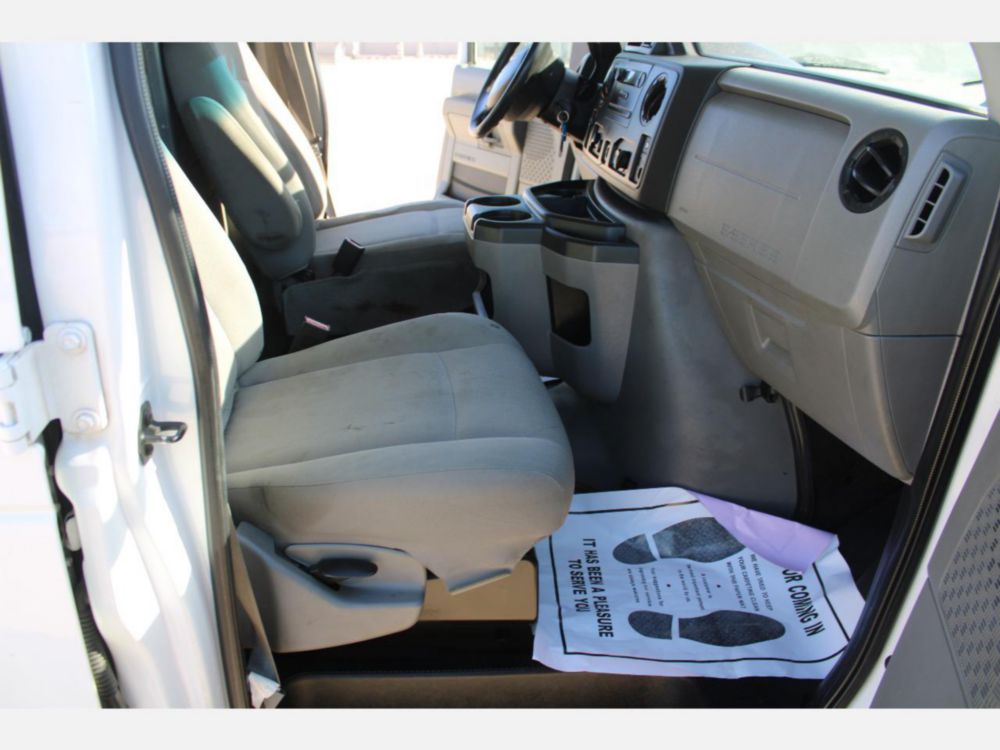 2014 Ford E-250 Cargo Van