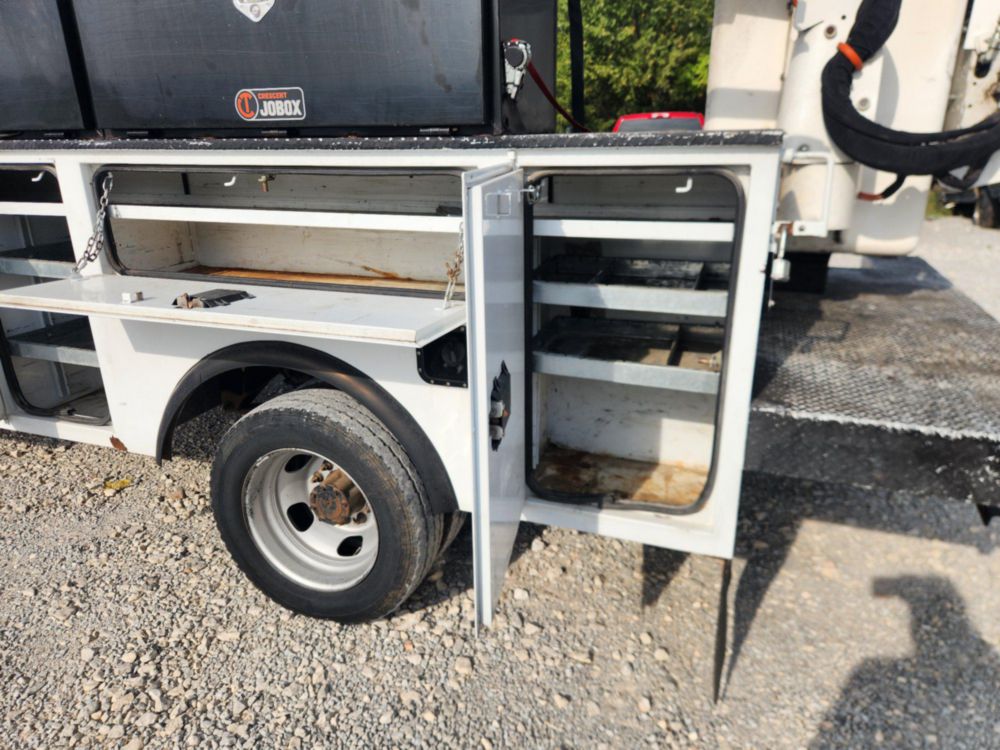 2017 Dodge Ram 5500 4x4 Versalift SST-40EIH-01 Bucket Truck
