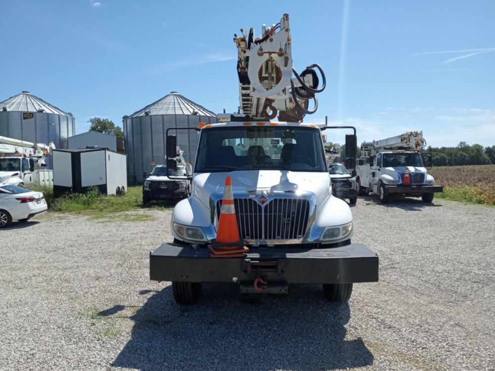 2017 Digger Derrick