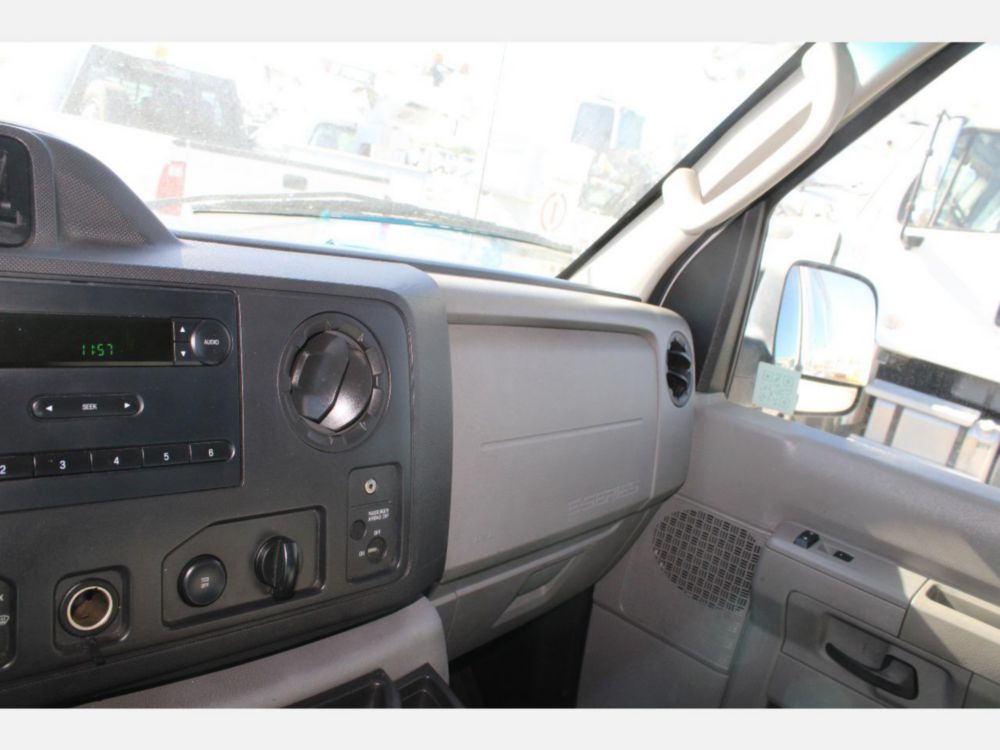 2014 Ford E-250 Cargo Van