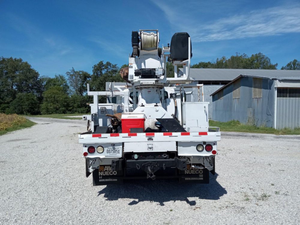 2017 Digger Derrick
