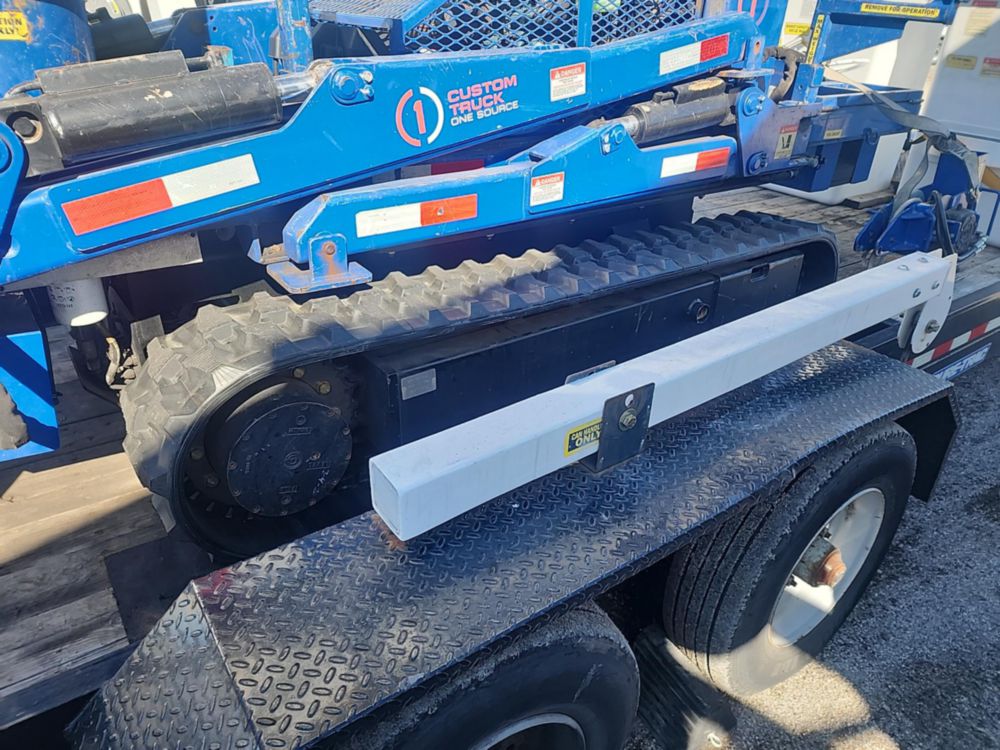 2019 Skylift 2573-MDS6000-LP Backyard Mini Digger