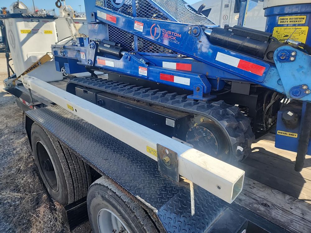 2019 Skylift 2573-MDS6000-LP Backyard Mini Digger