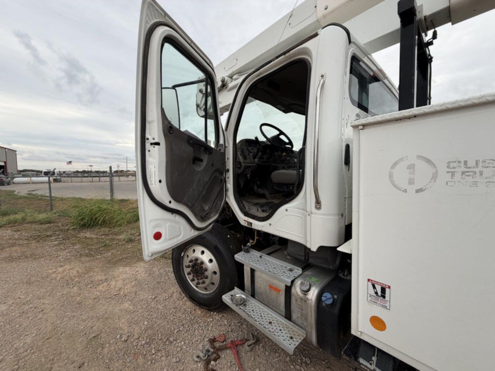 2020 Freightliner M2 4x4 Terex TC-55 Bucket Truck