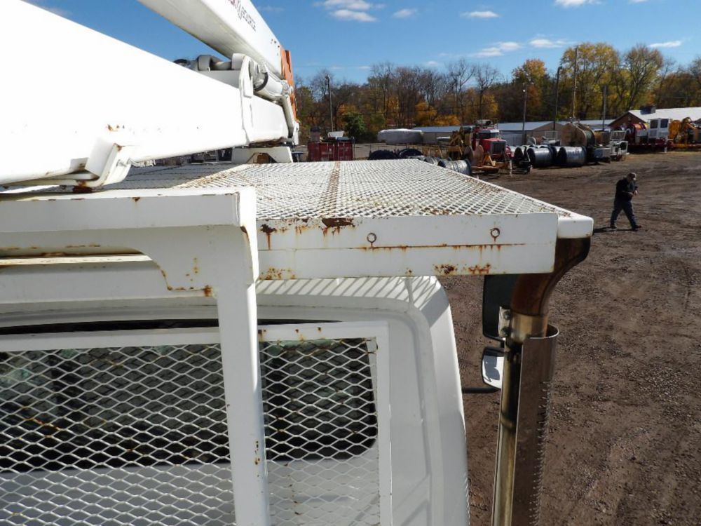 2011 International 7400 Terex Bucket Truck RMX75 