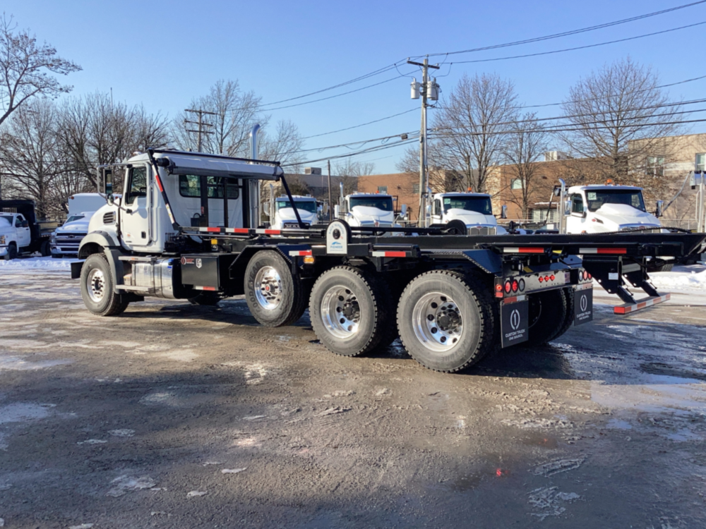 2026 Mack GR64BR 8x4 Palfinger ARH-75-22-HD Roll-Off Truck