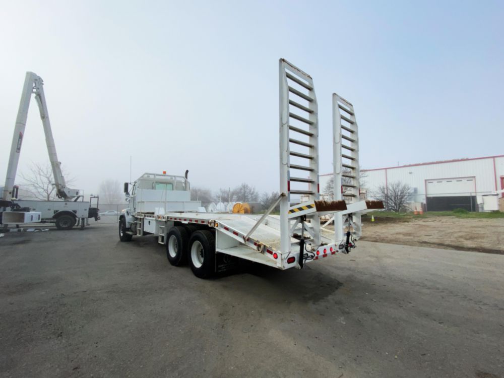 2018 Western Star 4700SB 6x4 Equipment Hauler