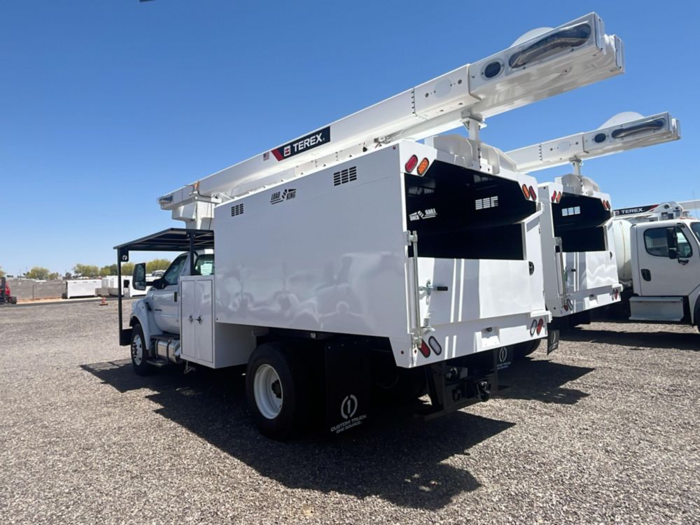 2026 Ford F750 4x2 Terex Utilities XT PRO 56-BOC-F-PC Bucket Truck