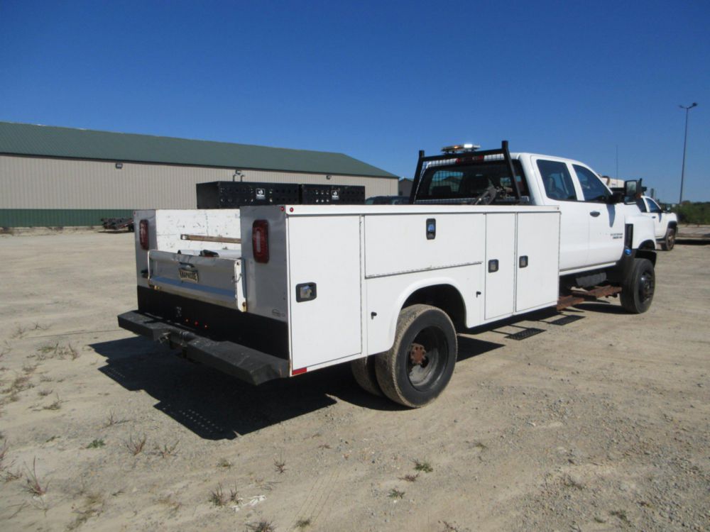 2020 Chevrolet 5500 4x4 Crew Cab Service Truck