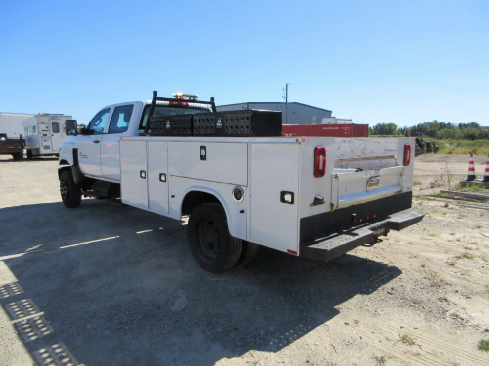 2020 Chevrolet 5500 4x4 Crew Cab Service Truck