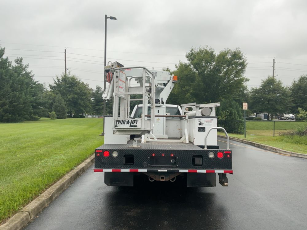 2017 Ford F-350 4x2 Dur-A-Lift DTS29 Bucket Truck