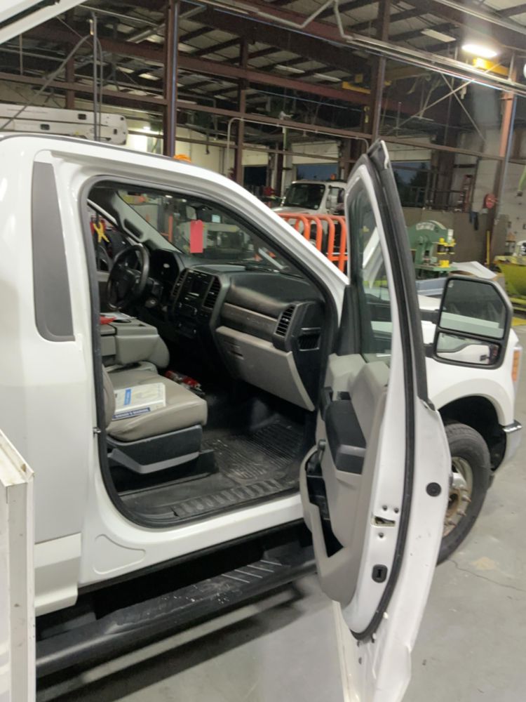 2017 Ford F-350 4x2 Dur-A-Lift DTS29 Bucket Truck