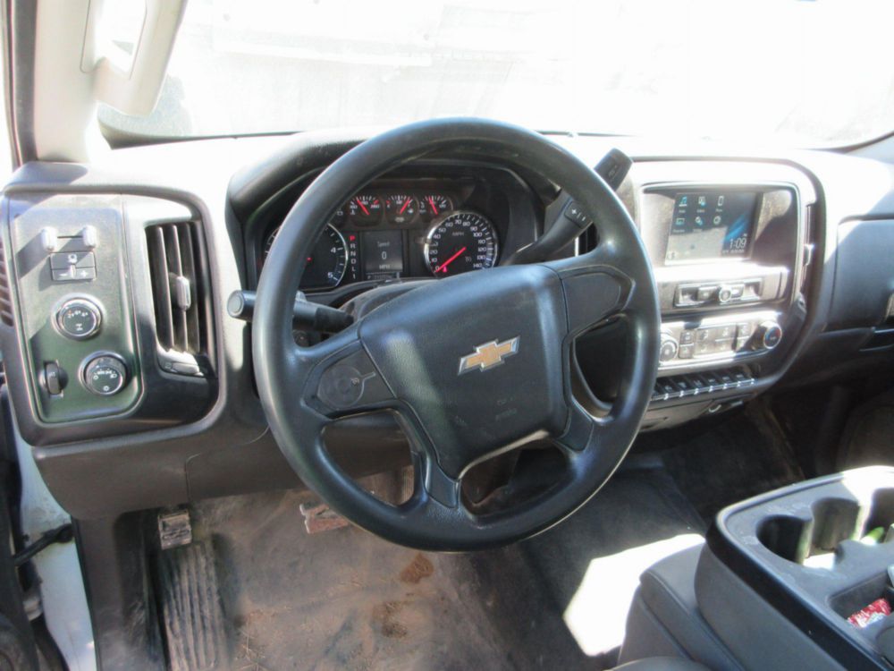 2020 Chevrolet 5500 4x4 Crew Cab Service Truck