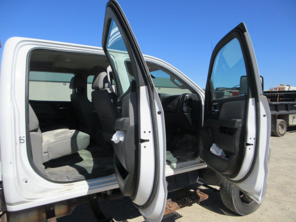 2020 Chevrolet 5500 4x4 Crew Cab Service Truck