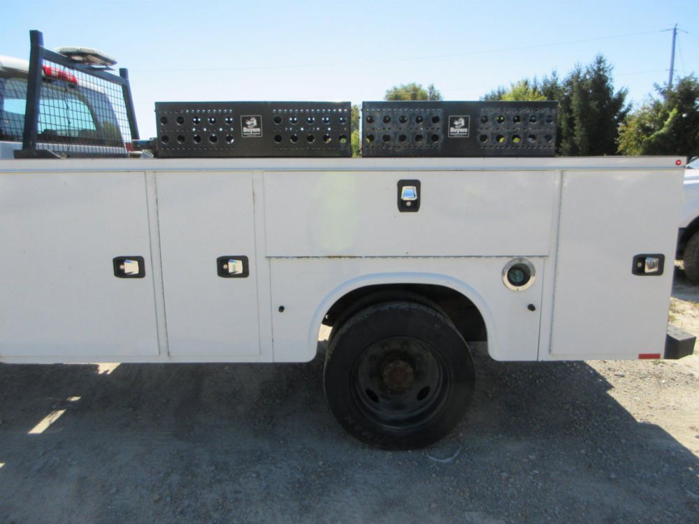 2020 Chevrolet 5500 4x4 Crew Cab Service Truck