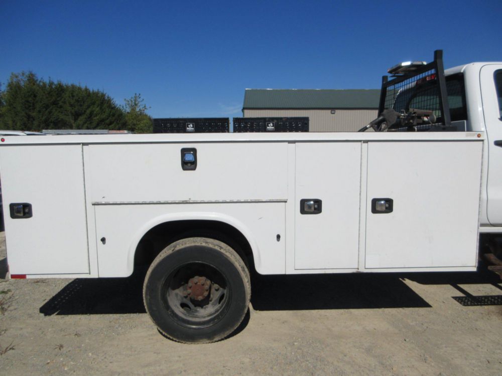 2020 Chevrolet 5500 4x4 Crew Cab Service Truck