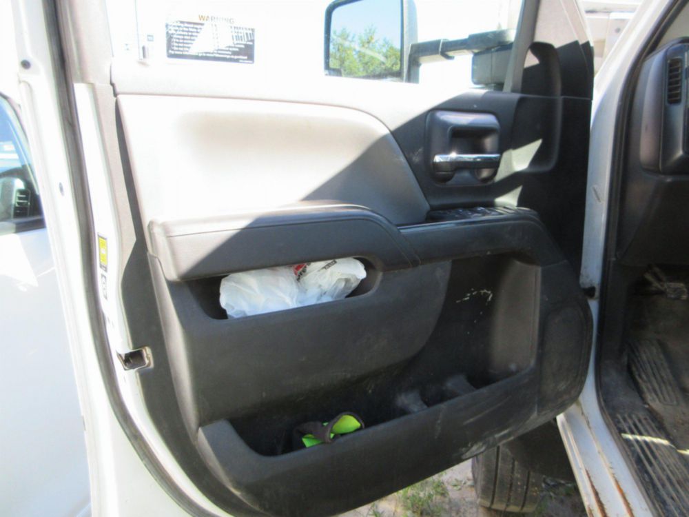 2020 Chevrolet 5500 4x4 Crew Cab Service Truck