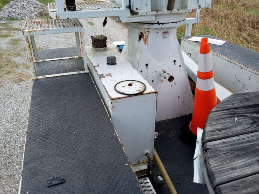 2017 Digger Derrick