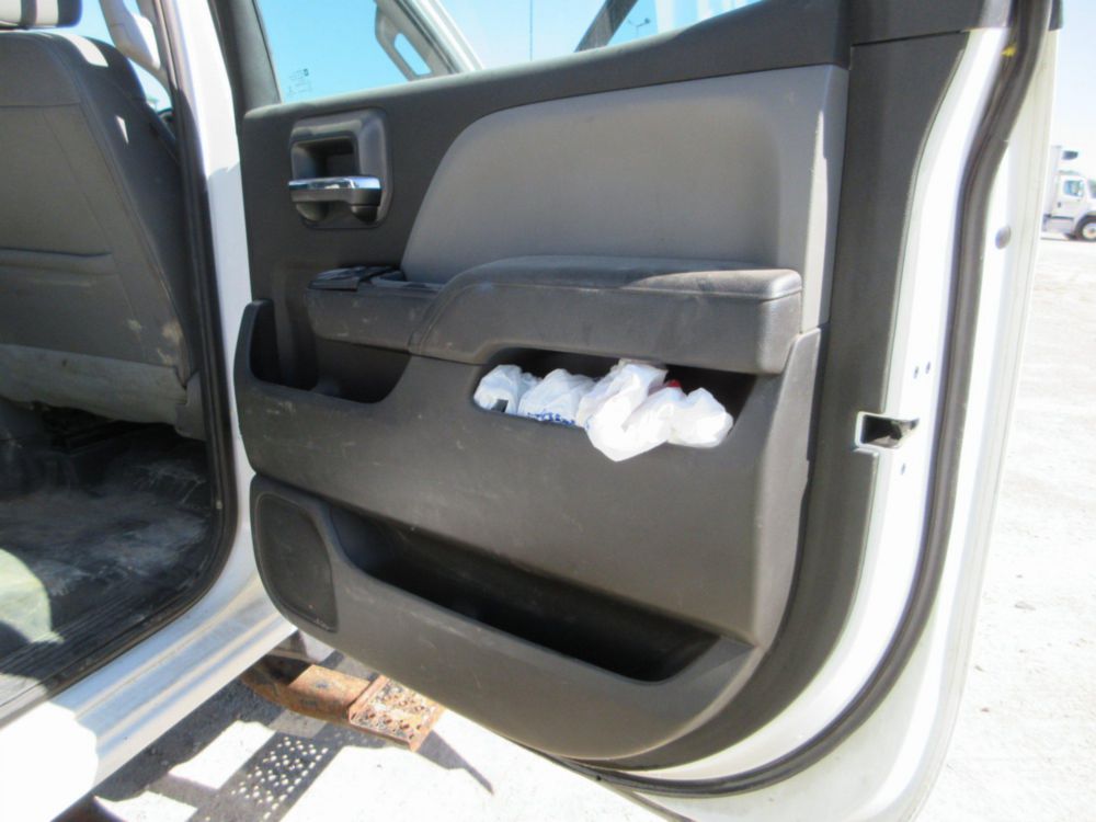 2020 Chevrolet 5500 4x4 Crew Cab Service Truck