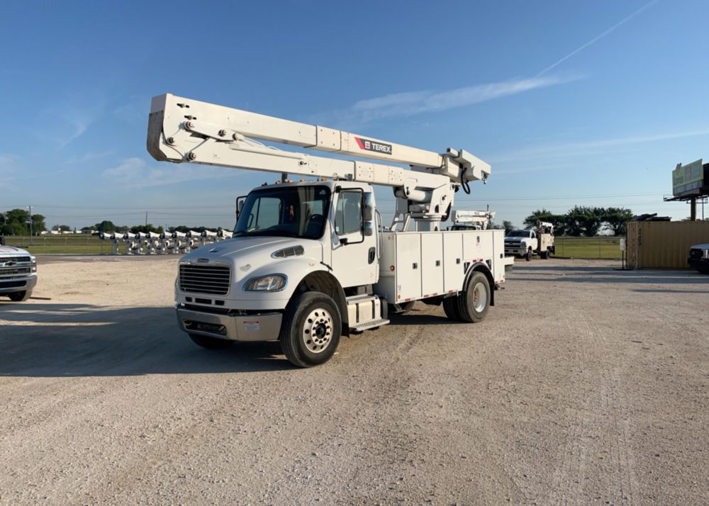 2018 Freightliner M2106 4x2 Terex TC55 Bucket Truck