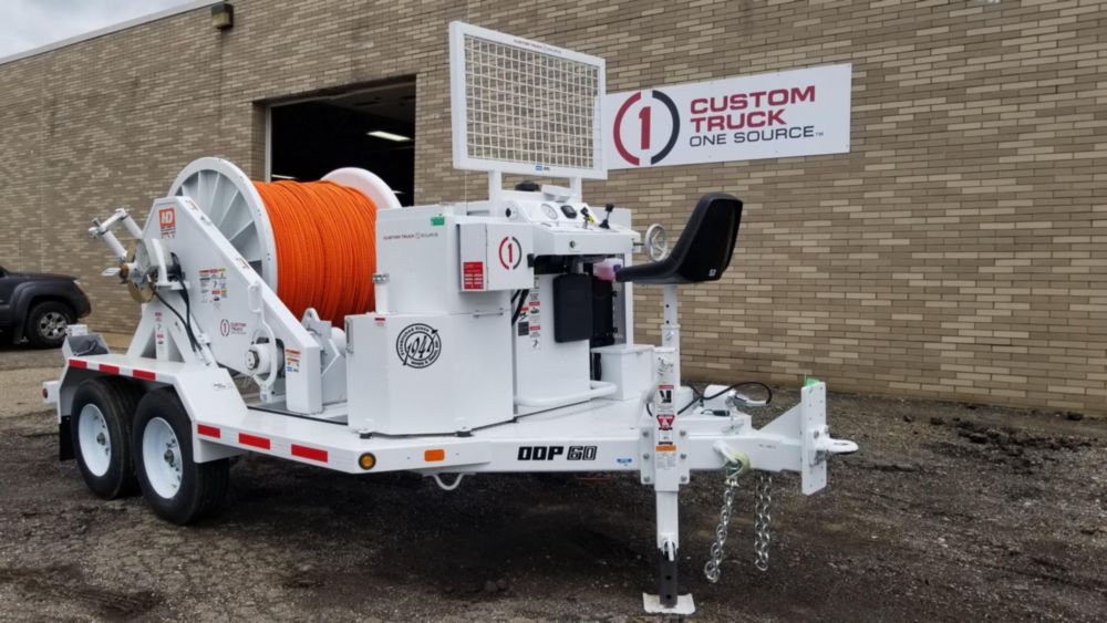 6,000 lbs 25,000 ft of 1/2 in rope Single Drum Puller