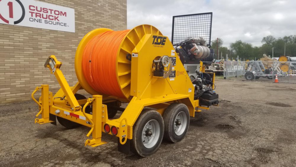 6,000 lbs 15,000 ft of 3/4 in rope Single Drum Puller