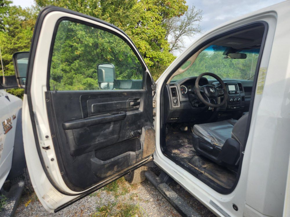 2017 Dodge Ram 5500 Versalift SST-40EIH-01 Bucket Truck