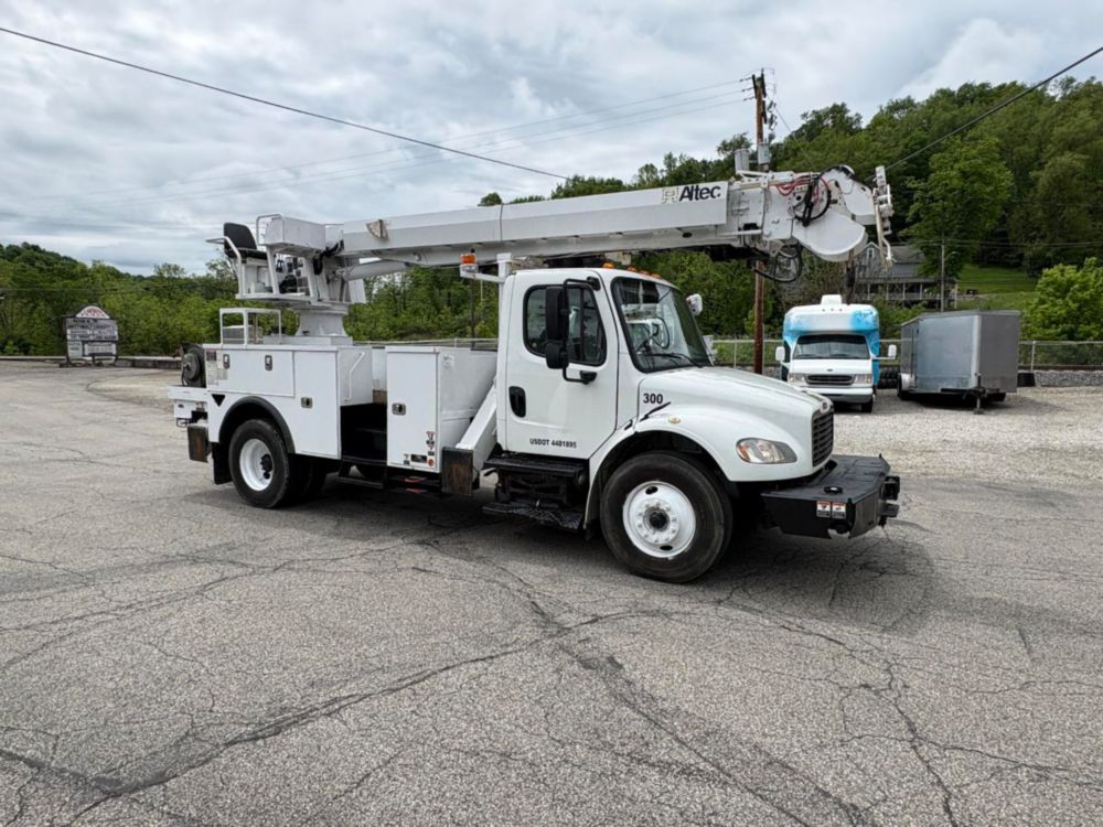 2017 Freightliner M2 Altec DC-47 T Digger Derrick Truck