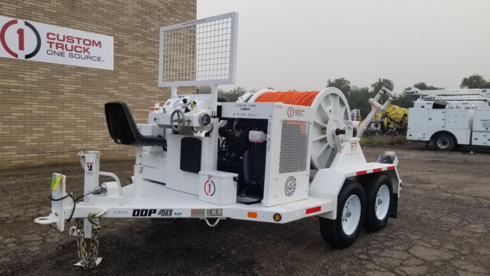 4,000 lbs 15,500 ft of 5/8 in rope Single Drum Puller