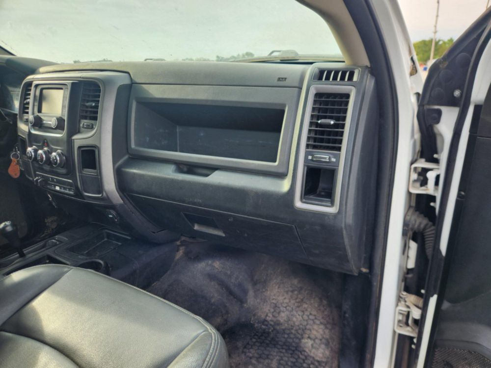 2017 Dodge Ram 5500 Versalift SST-40EIH-01 Bucket Truck
