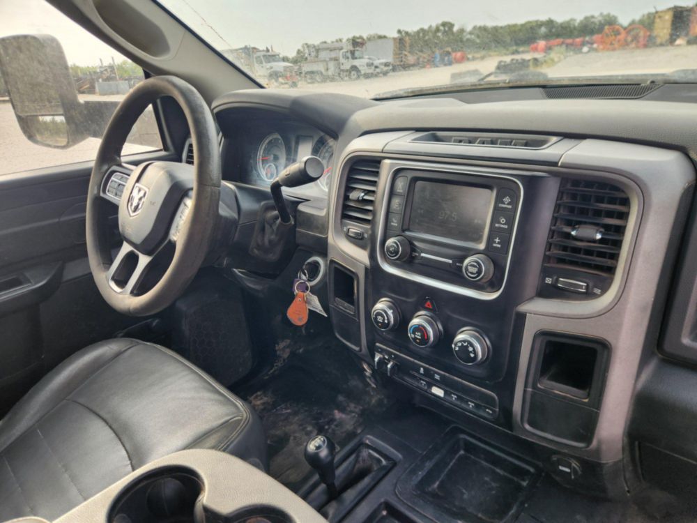 2017 Dodge Ram 5500 Versalift SST-40EIH-01 Bucket Truck