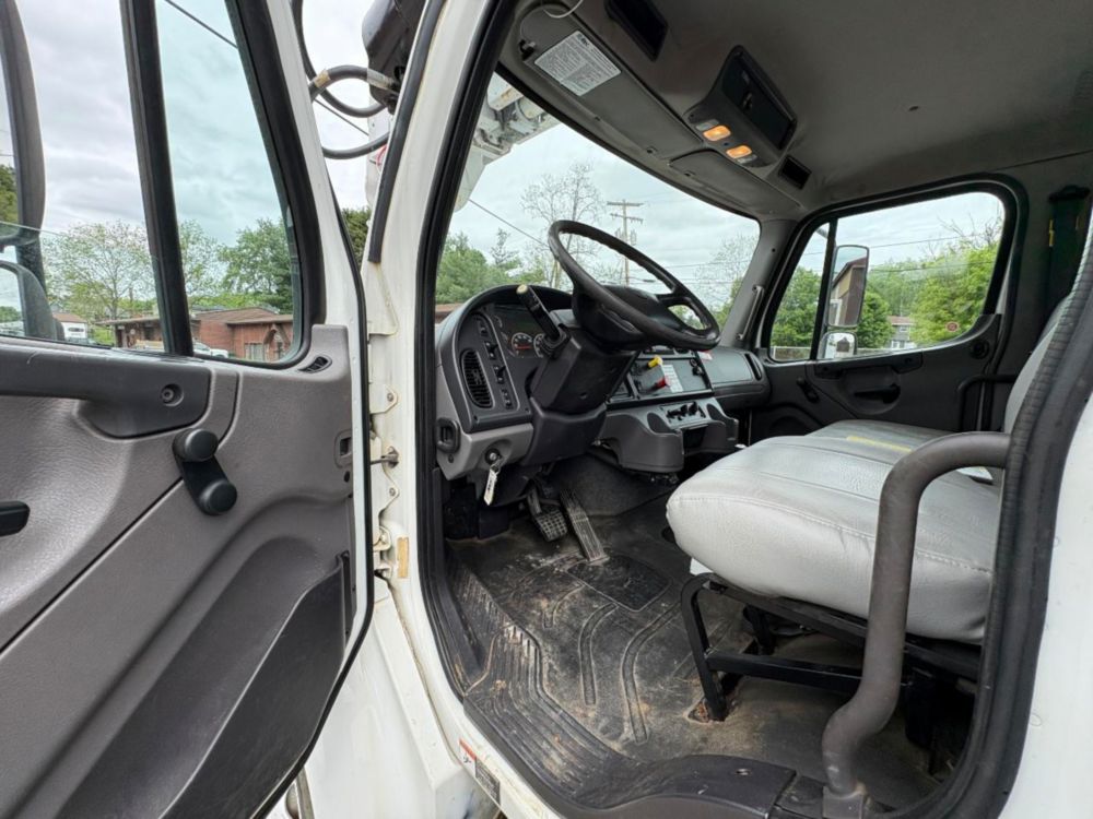 2017 Freightliner M2 Altec DC-47 T Digger Derrick Truck